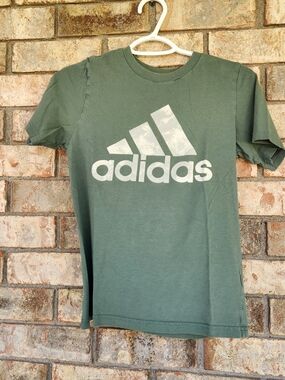 adidas Olive Green Logo T-Shirt with White Trefoil (Size 10/12)
